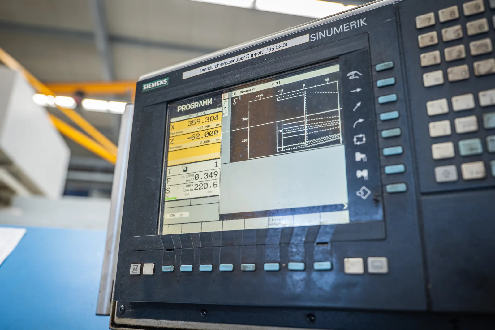 Siemens SINUMERIK CNC-Steuerung bei BC-TestTec